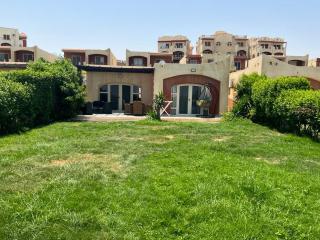 Villa Front Beach First row family only - 1