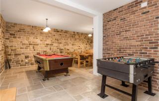 Awesome Home In Cesarica With Sauna - Cesarica - 5