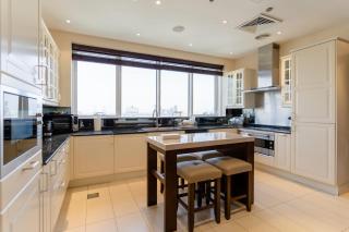 Exclusive Luxury 4 Bedroom Palm Penthouse - Dubai - 1