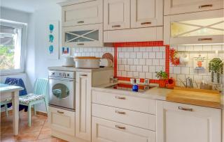 Lovely Apartment In Rijeka With Wifi - 6