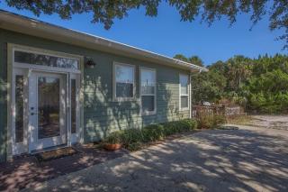 Camp Palms @ Indian Pass by Pristine Properties Vacation Rentals - Indian Pass - 2