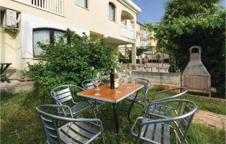 Amazing Apartment In Okrug Gornji - Trogir (Traù) - 4