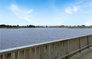 Beach Front Home In Smøla With Kitchen - 9