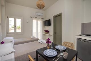 Bells Rooms and Suites - Ermoupoli - 6
