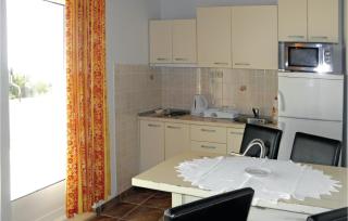 Nice Apartment In Selca With Kitchen - Selca - 9