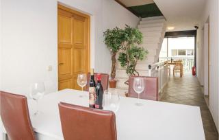 Stunning Apartment In Okrug Gornji - Trogir - 2