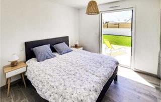 Nice Home In Saint-Pabu - 1