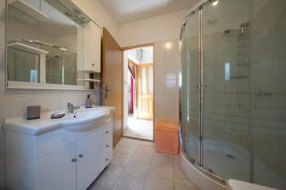 Apartman Ema - Gornji Karin - 8