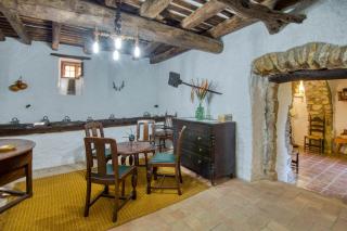 Canapost - Peratallada - 3