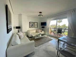 Stunning 2Bed Apartment in Marbella - Pto Banus - Marbella - 2