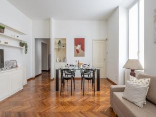 The Best Rent - Gorgeous two-bedroom apartment in Porta Nuova district - Milan - 6