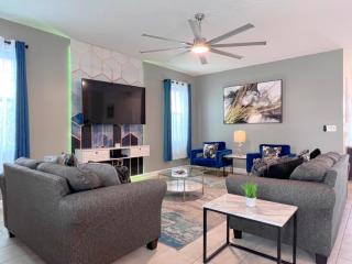 Eight-Bedroom House - Kissimmee - 5