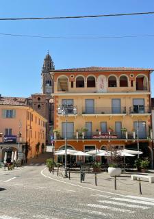 Hotel Il Grappolo D'Oro - Monforte dʼAlba - 6
