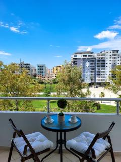 SeaLaVita, Modern 2 BR Apartment Sea & Sunset View - Vlorë - 3