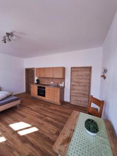Gasthof Adler Ferienwohnung - Ichenhausen - 4