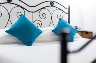 Aetòs Home with shared swimming pool - Porto Pino hill - Porto Pino - 8
