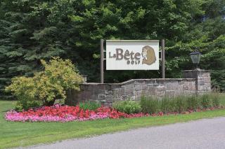 The Mont-Tremblant Hideaway by InstantSuites - Mont-Tremblant - 9