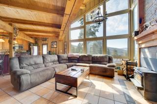 Bayfield Cabin with Hot Tub and Striking Mountain View - Tuckerville - 7