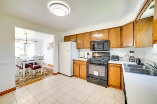 3 Mi to Downtown Pittsburgh Home with Balcony! - 3