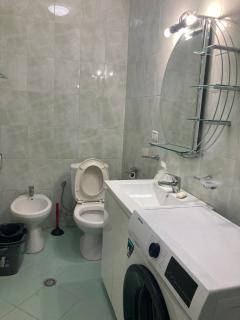 Arbi's Pool View Apartment - 1