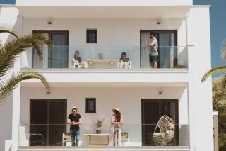 Essentia Vita Comfy Suites - 1