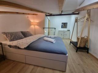 Cute Modern 2 Bedroom Apartment For Digital Nomads - 7