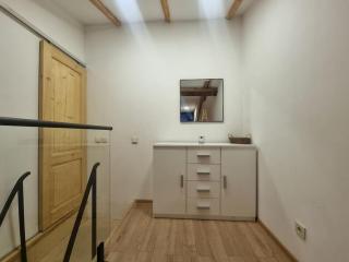 Cute Modern 2 Bedroom Apartment For Digital Nomads - 4