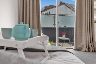 3-Bed - Sleeps 6 Seaside - Pet Friendly - 2