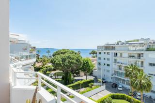 3-Room Luxury Apartment with Pool and Sea View Steps from the Beach - Cannes - 3