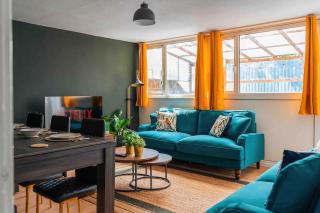 Contractor base with Hot Tub and Pool table - Londra - 8
