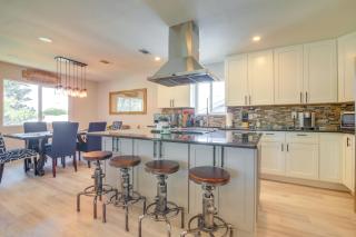 Lago Vista Vacation Rental with Fireplace! - Lago Vista - 3