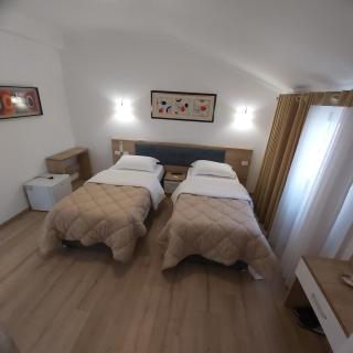 Hotel Darda - Kamëz - 9