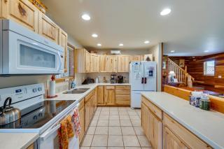 Garden Valley Cabin with Teepee, Deck and Mtn Views! - Crouch - 1