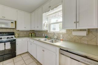 2 Blocks to Bay Misty Harbor Rockport Home - 3