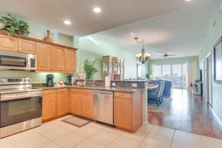 Coastal Condo with Harbor Views Steps to Beach! - Clearwater Beach - 2