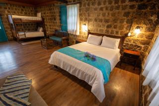 Niebli Historical Farm and Lodge at Pululahua Volcano - Quito - 0