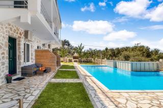 Sea view apartments - Tsoukalades - 9