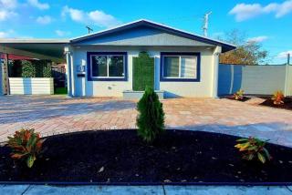 Fun Pool Home with ping pong near Beaches and Airport - Fort Lauderdale - 5