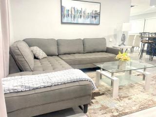 Fun Pool Home with ping pong near Beaches and Airport - Fort Lauderdale - 1
