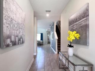 5 Bed 5 Bath South Facing Pool Home Storey Lake home - Kissimmee - 9