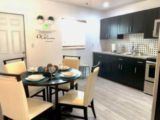 Home Sweet Home Near Malls and Airport and Hwy - 1