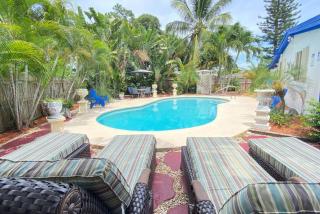 Great location Pool home w Pool table 5br - Fort Lauderdale - 1