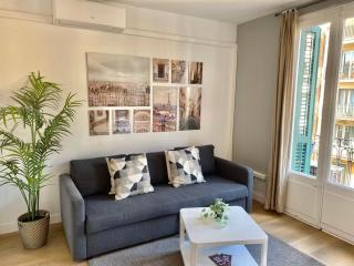 2 BDR EIXAMPLE APARTMENT - Barcelone - 0