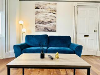 Sea View I Garden I SeafrontI One Bedroom Flat I King Size Bed I 2 Mins Walk to Seafront - Brighton & Hove - 2