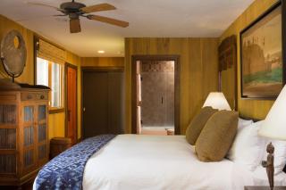 Holualoa Inn - 1