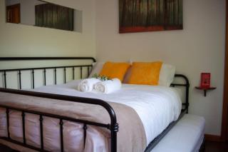 Modern Cabin With Hot Tub Grill Lake Beach Wineries Hiking Fishing And Hershey Park Family And Pet Friendly Superhosts On AB&B - Mount Gretna - 3