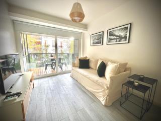 Exclusive Apartment in the Heart of Palermo Viejo PV1 by Apartments Bariloche - 3