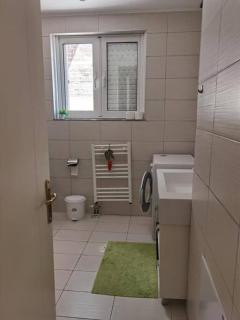 Central & Cozy apartment - Saranda - 4