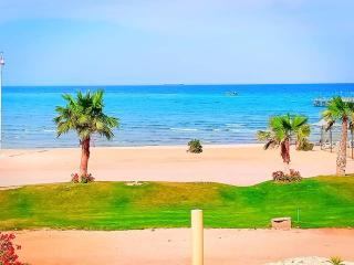 بورتو ساوث بيتش - علوي علي حمام السباحه - عائلات فقط - 6