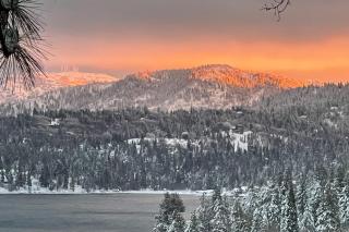 Surreal Feel Lakeview Chalet - Lake Arrowhead - 7